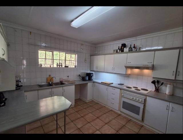 3 BEDROOM TOWNHOUSE FOR SALE IN ALBERTON NORTH